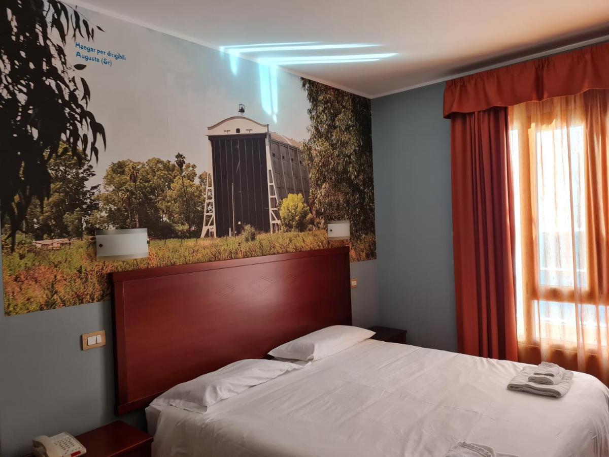 Citta Della Notte Hotell Augusta Eksteriør bilde